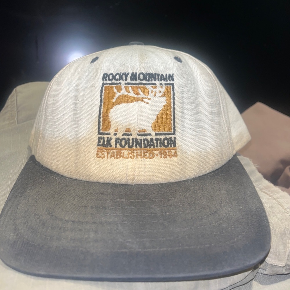 Vintage rocky mountain elk foundation hat